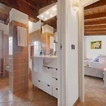 아파트 Splendido Loft Panoramico 벨레소