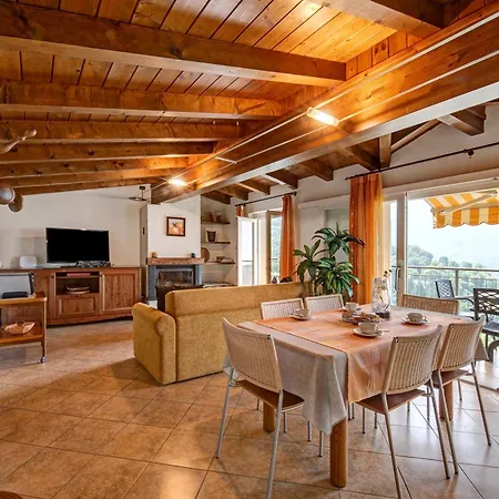 아파트 Splendido Loft Panoramico